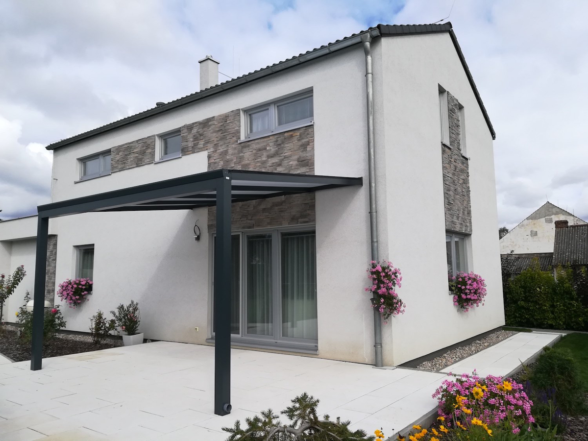 minimalistická hliníková pergola